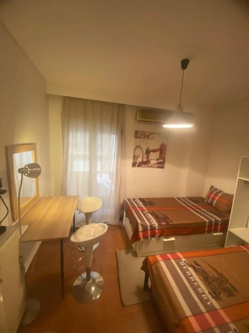 Queen Suites 60M2 Thessaloniki Exterior photo